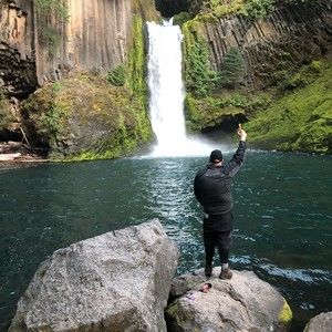 Meet your Posher, Dennis